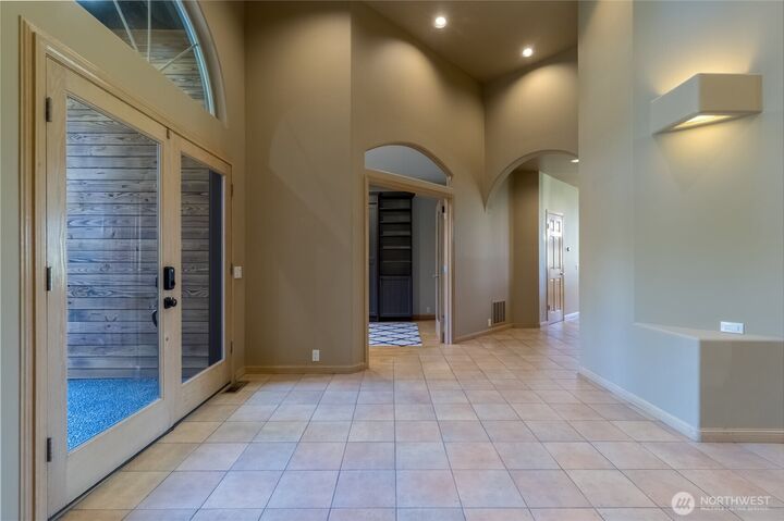 Property Photo:  2245  Crosshaven Drive  WA 99362 