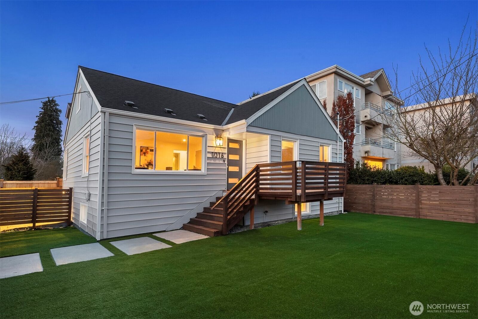 Property Photo:  1016 NW 85th Street  WA 98117 