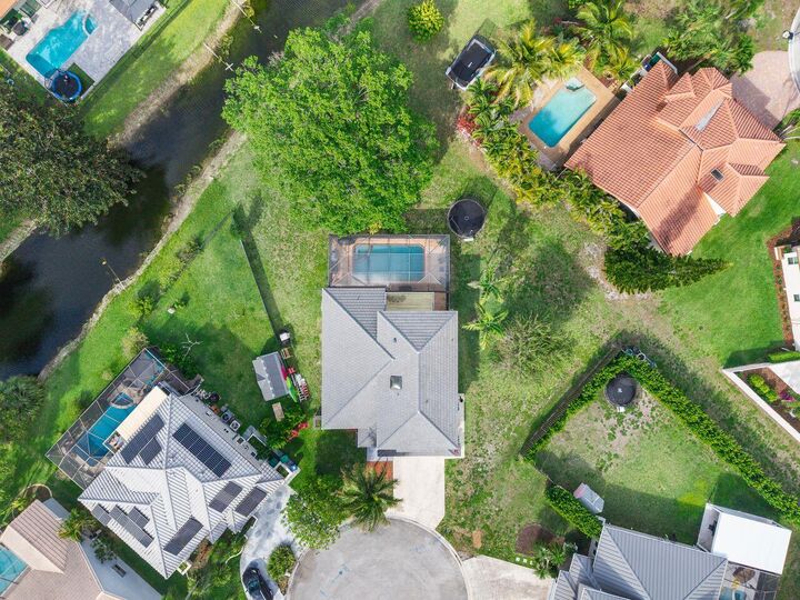 Property Photo: 6273 NW 52nd Street FL 33067