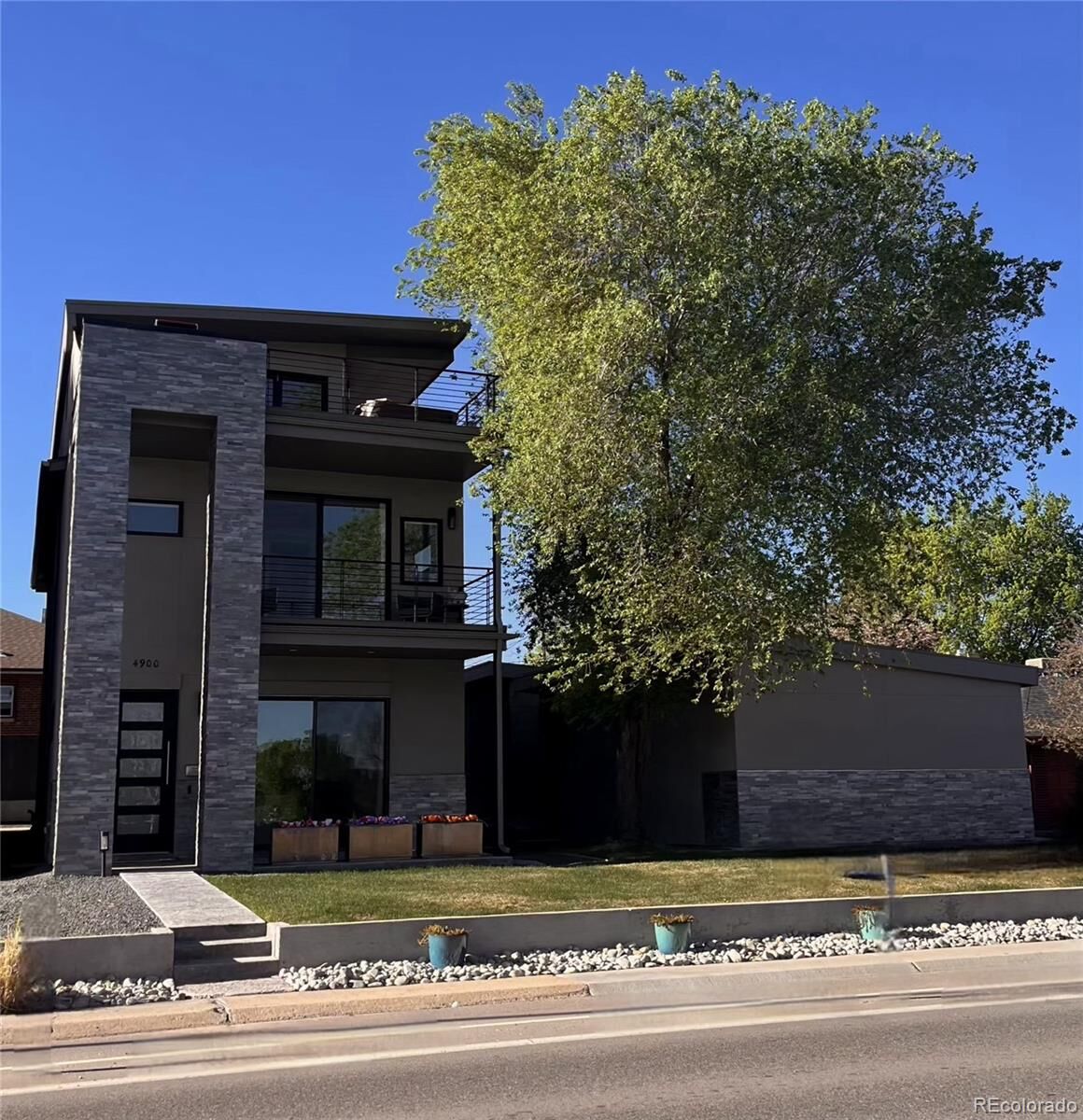 Property Photo:  4900 W 17th Avenue  CO 80204 