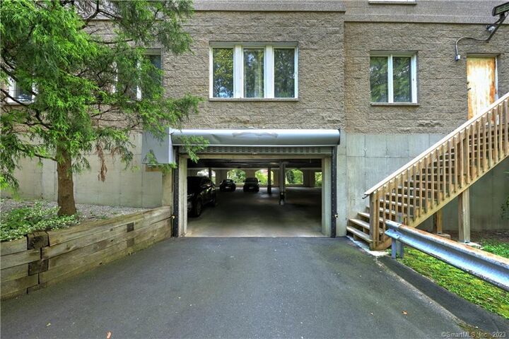 Property Photo: 500 Prospect Street 2A CT 06511