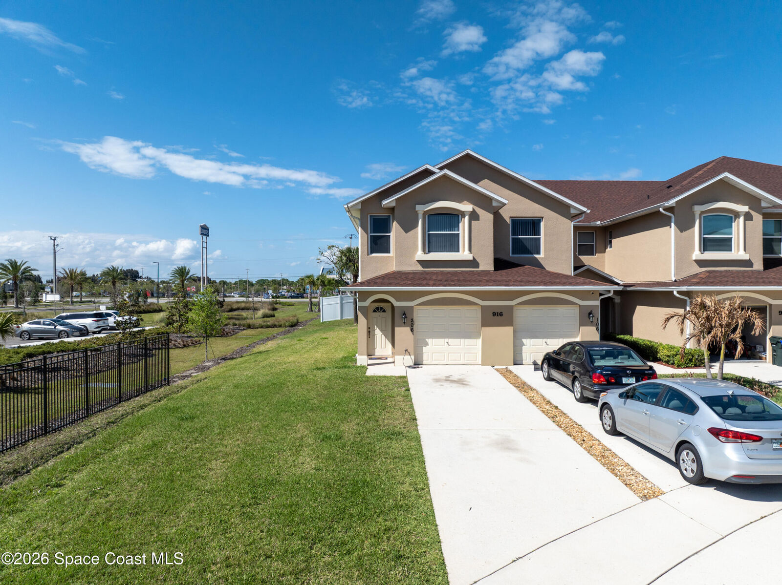 Property Photo:  916 Ocaso Lane  FL 32955 