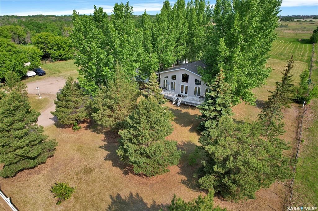 Photo de la propriété:  1675 Grasswood Road  SK S7K 1M2 