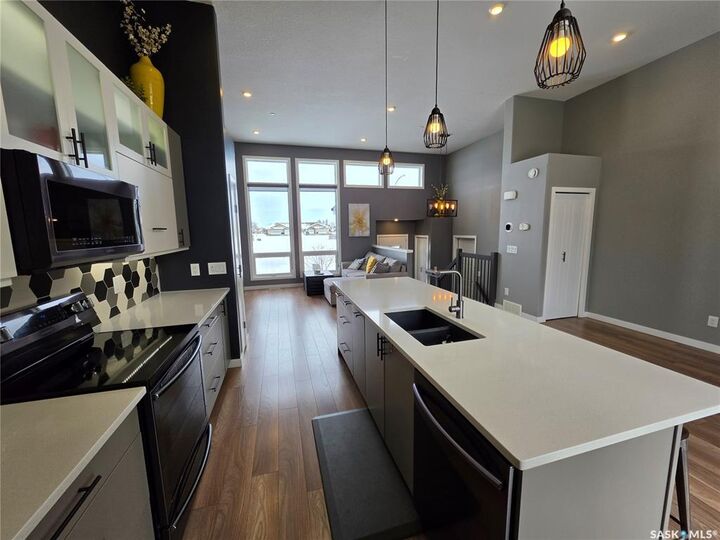 Property Photo: 9 Carl Drive SK S9X 1Z9
