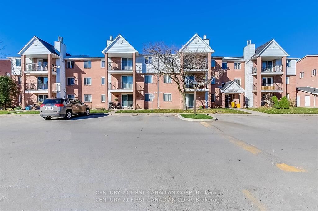 Property Photo:  1096 Jalna Boulevard 53  ON N6E 3B8 