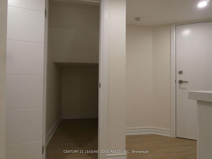 Property Photo:  26 Scotswood Road Lower  ON M1R 3N2 