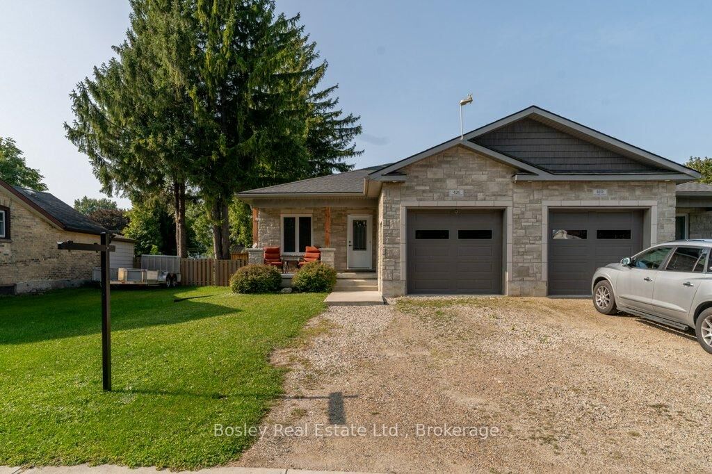 Property Photo: 420 Victoria Street ON N0G 2P0