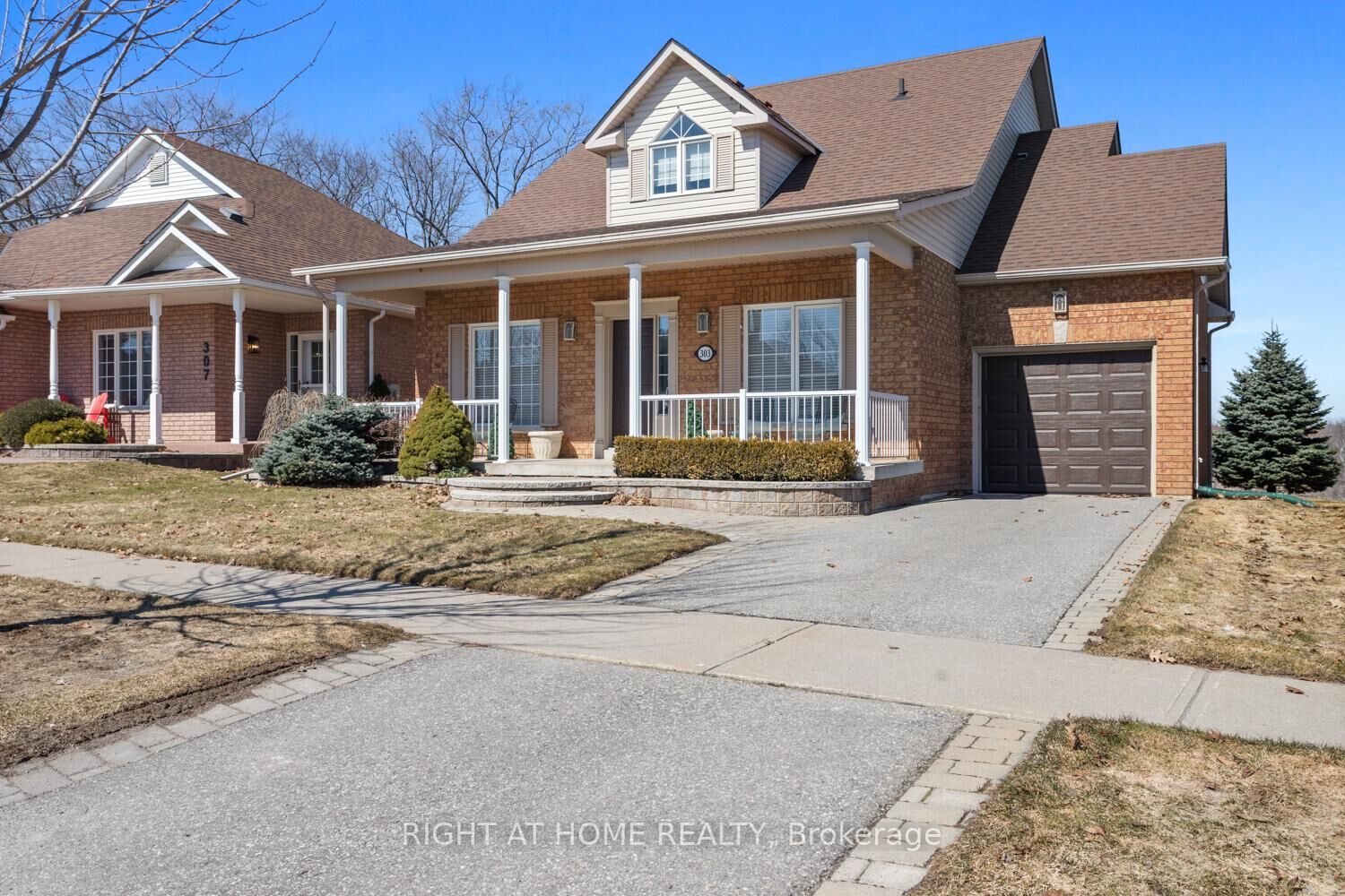 Property Photo: 303 Waterbury Crescent ON L9L 1S5