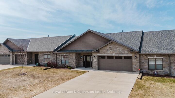 Property Photo:  1062 Waterloo Street  ON N0H 2C3 