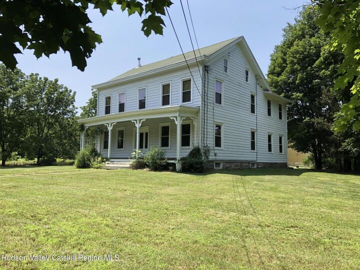 Property Photo:  181 Huguenot  NY 12561 