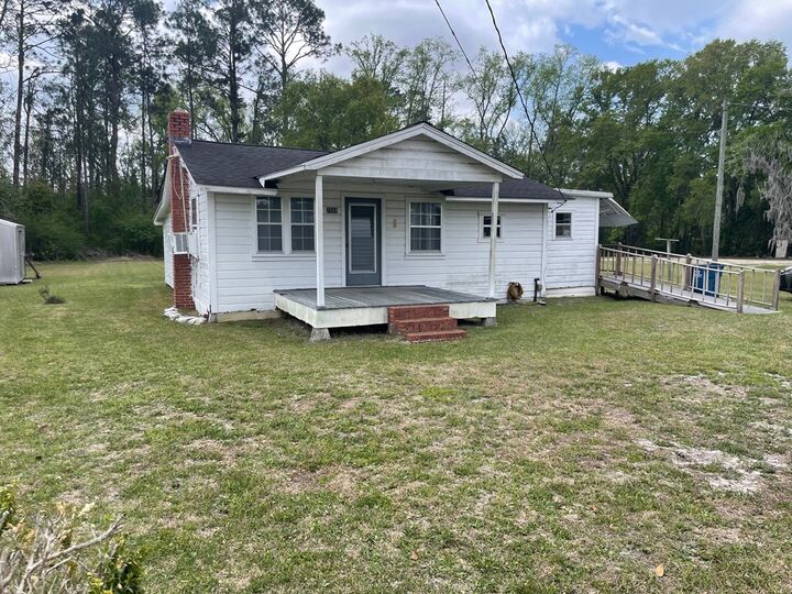 Property Photo:  2559 Bennett Lane  GA 31503-0644 