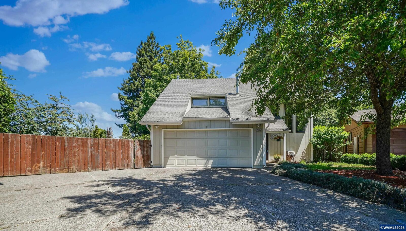 Property Photo:  692 Fanny Ct NE  OR 97301 