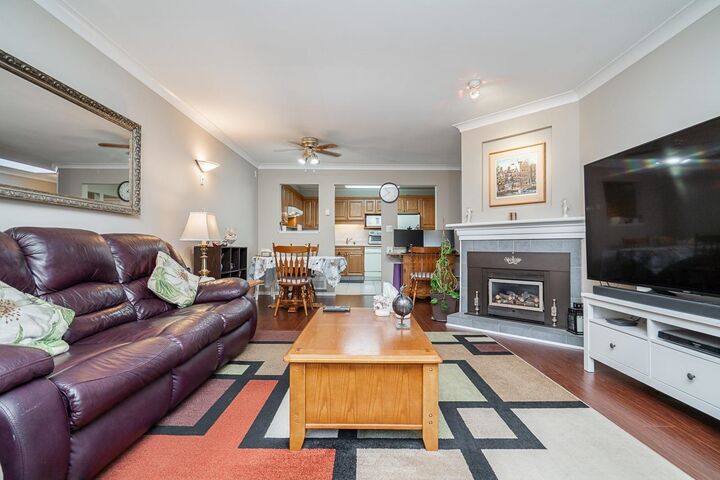Property Photo: 15338 18 Avenue 303 BC V4A 1W8