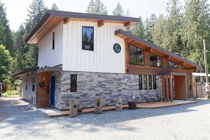 528 Aya Reach Road — photo 1