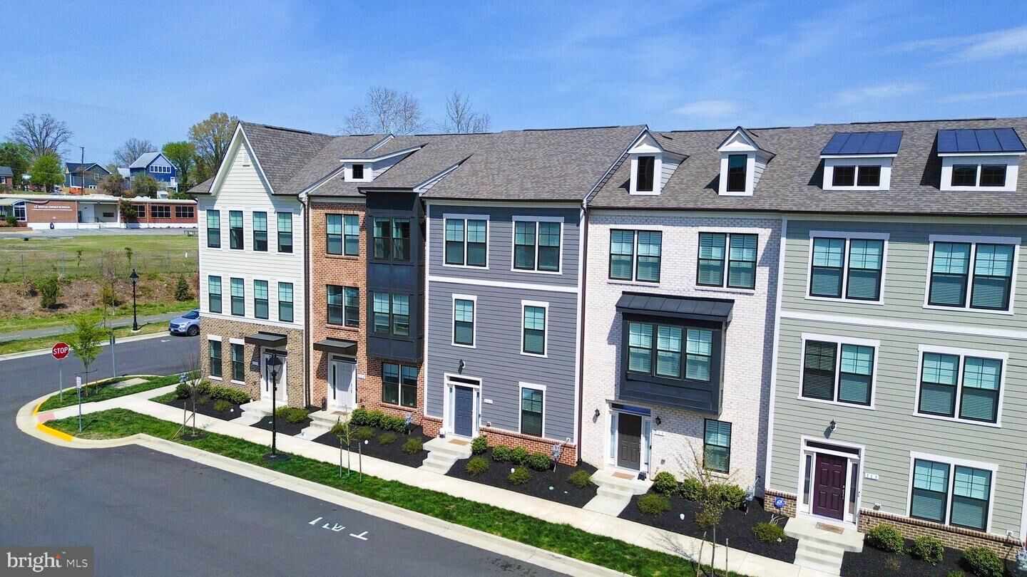 Property Photo:  117 Beatson Street  VA 22401 