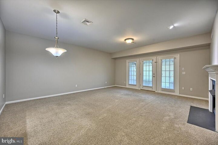 Property Photo:  2086 Deer Run Drive  PA 17036 