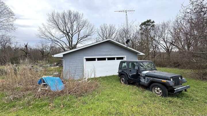 Property Photo:  437 County Road 262  AR 72653 