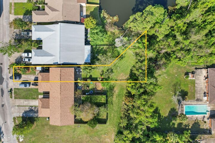 Property Photo:  1036 W 11th Court  FL 32401 