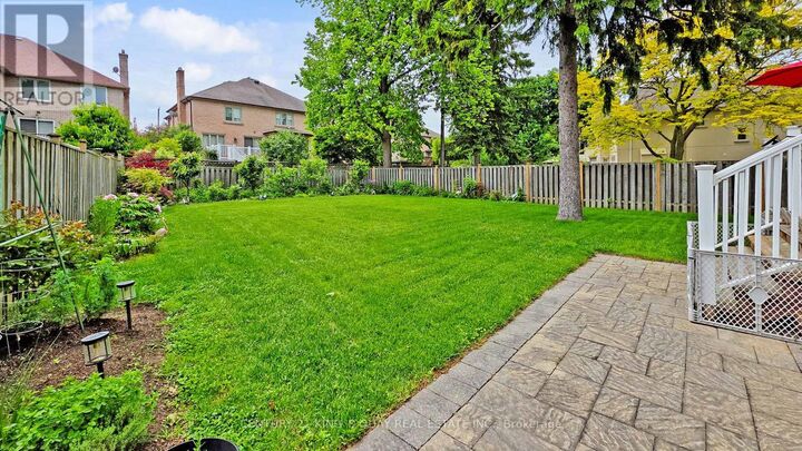 Property Photo:  177 Newton Drive  ON M2M 2N6 