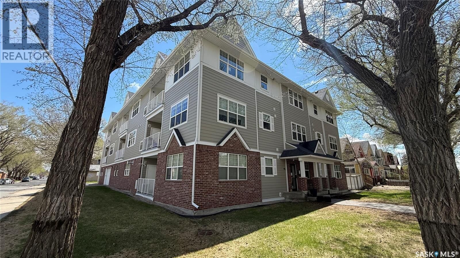 Property Photo:  101 2313 Montreal Street  SK S4P 1L9 