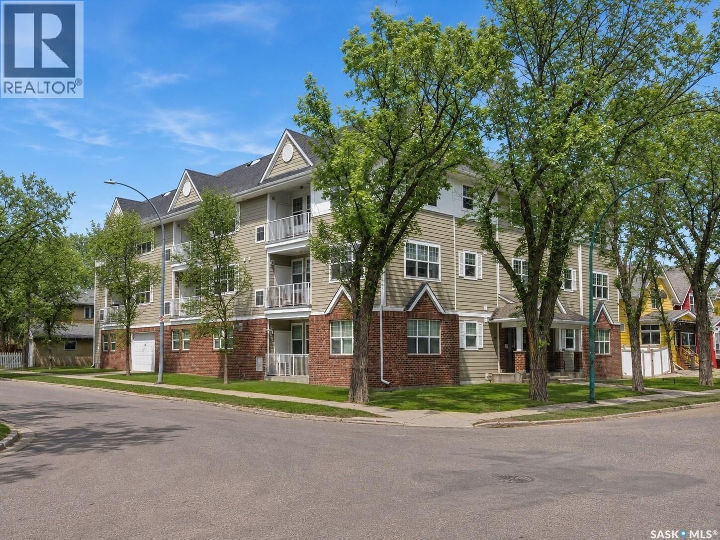 Property Photo:  101 2313 Montreal Street  SK S4P 1L9 
