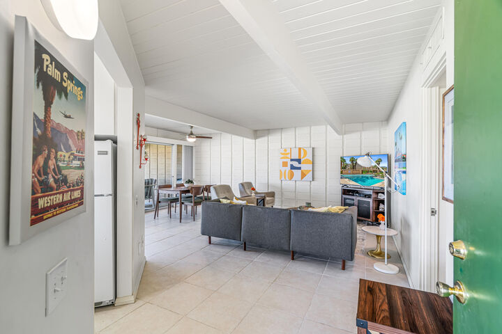 Property Photo:  172 Sandpiper Street  CA 92260 