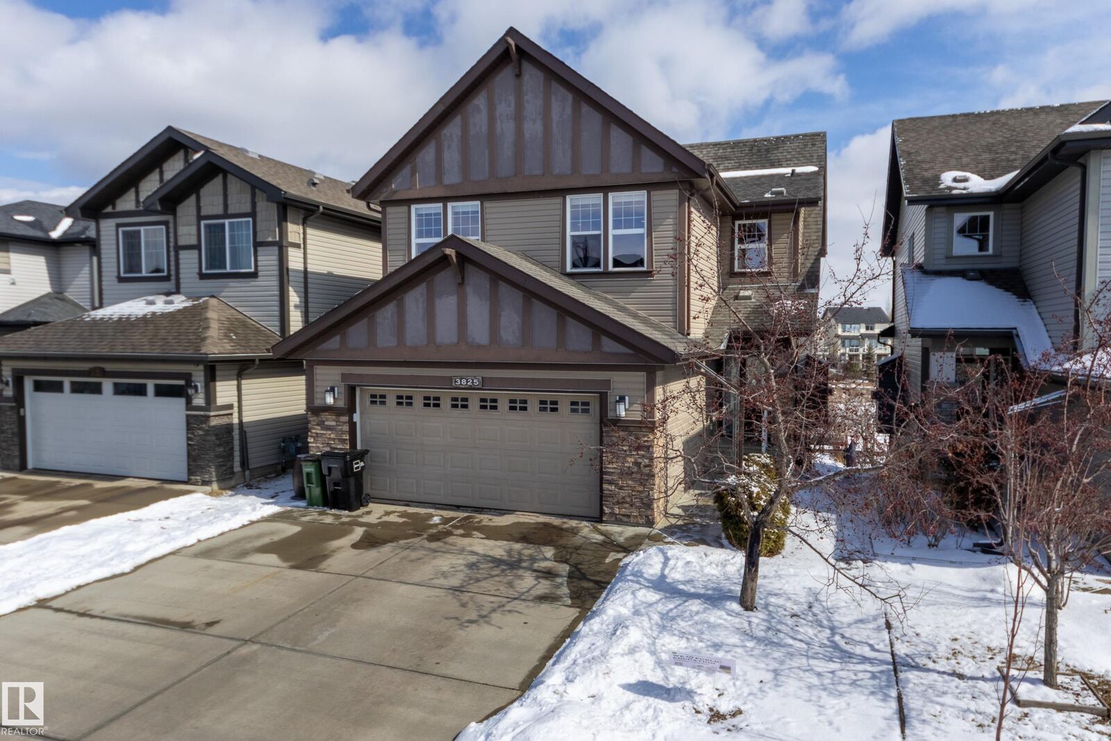 Photo de la propriété:  3825 Agar Green SW  AB T6W 0W9 