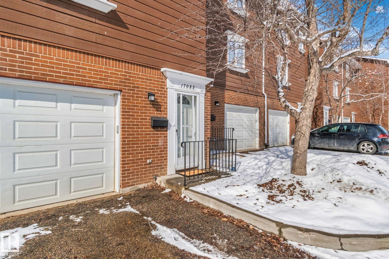 Property Photo:  17082 67 Avenue NW  AB T5T 1Y8 