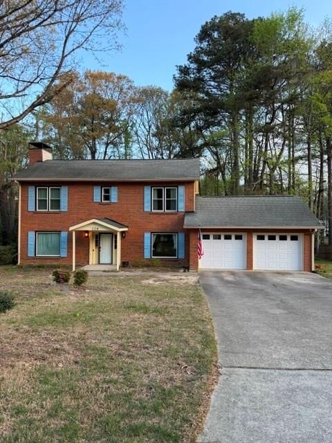 Property Photo:  228 Indian Branch Way  GA 30043 