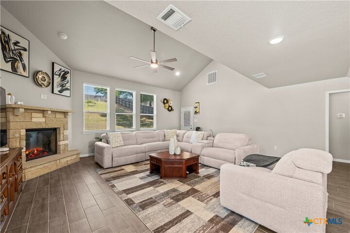 Property Photo:  1544 Justice Drive  TX 76522 