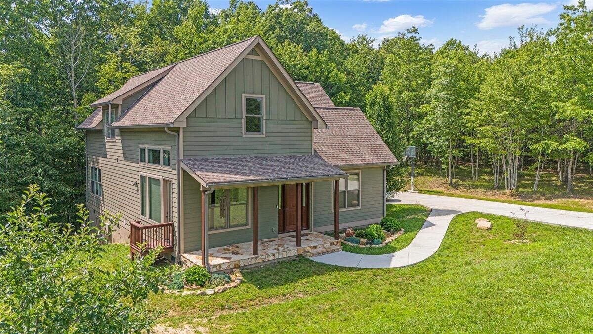 Property Photo:  220 Bear Crawl Road  TN 37347 