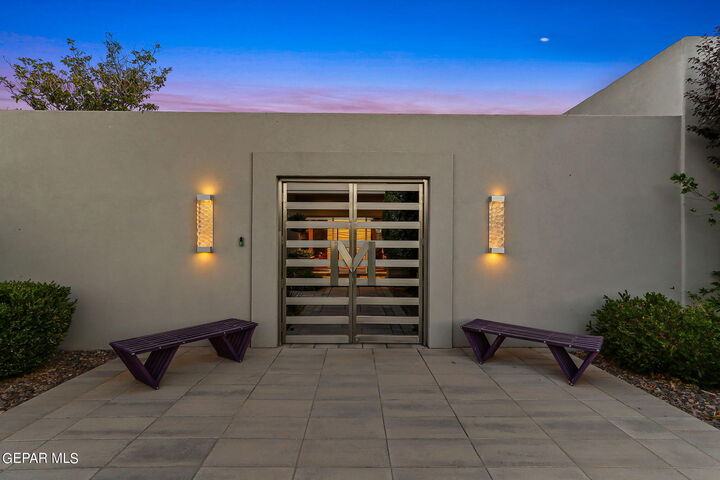 Property Photo:  824 Dulcinea Court  TX 79922 