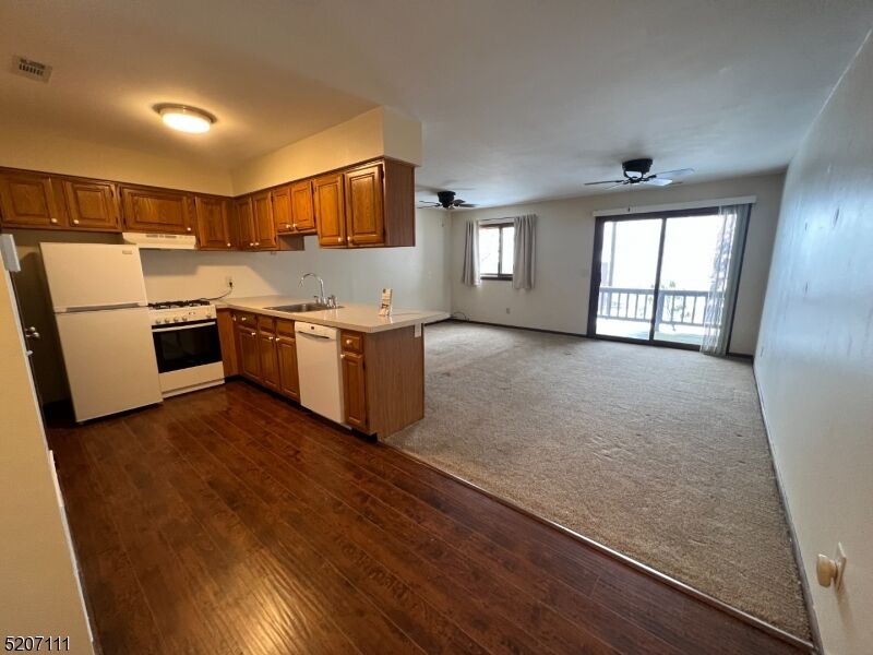 Property Photo:  1 Big Sky Dr 3  NJ 07462 