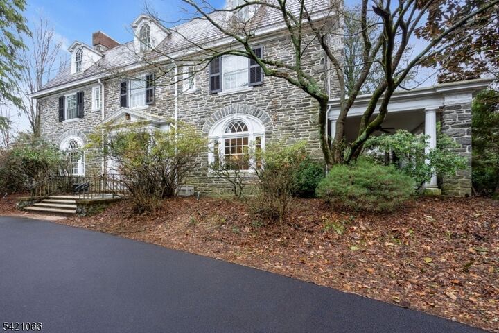 Property Photo:  1112 Watchung Ave  NJ 07060 