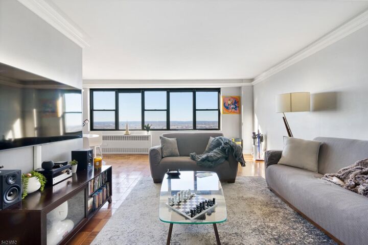 Property Photo:  500 Central Ave 1014  NJ 07087 