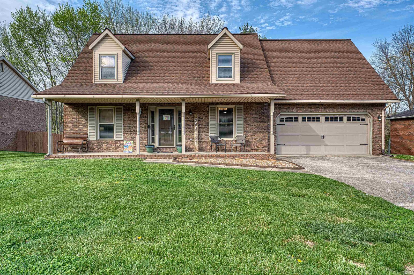 Property Photo:  214 Brookview Drive  IN 47711 