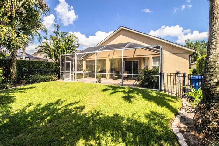 Property Photo:  3234 Stonebridge Trail  FL 33596 