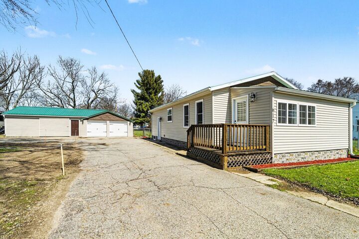 Property Photo: 617 E Eliza Street MI 49087