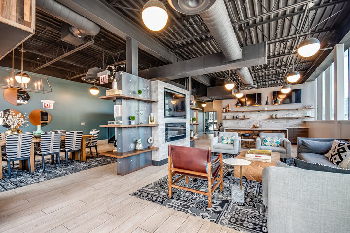 Property Photo:  660 W Wayman Street 707  IL 60661 