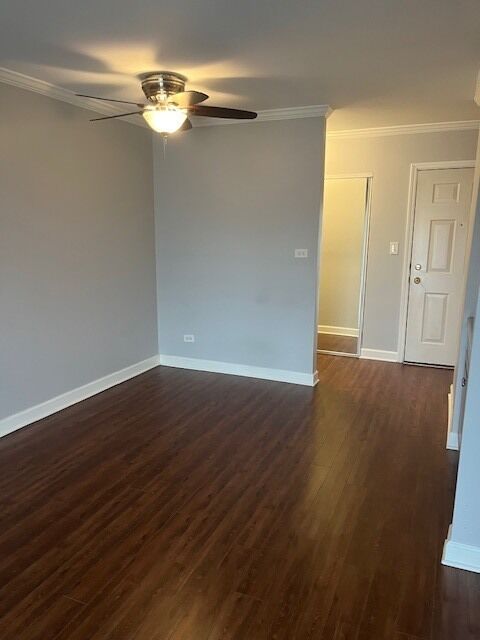 Property Photo:  2422 N Kennicott Drive 2D  IL 60004 