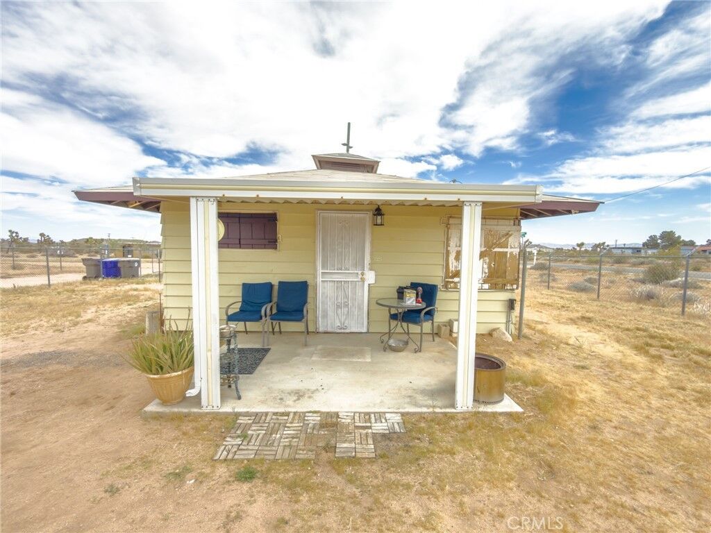 Property Photo: 58388 Aberdeen Drive CA 92284