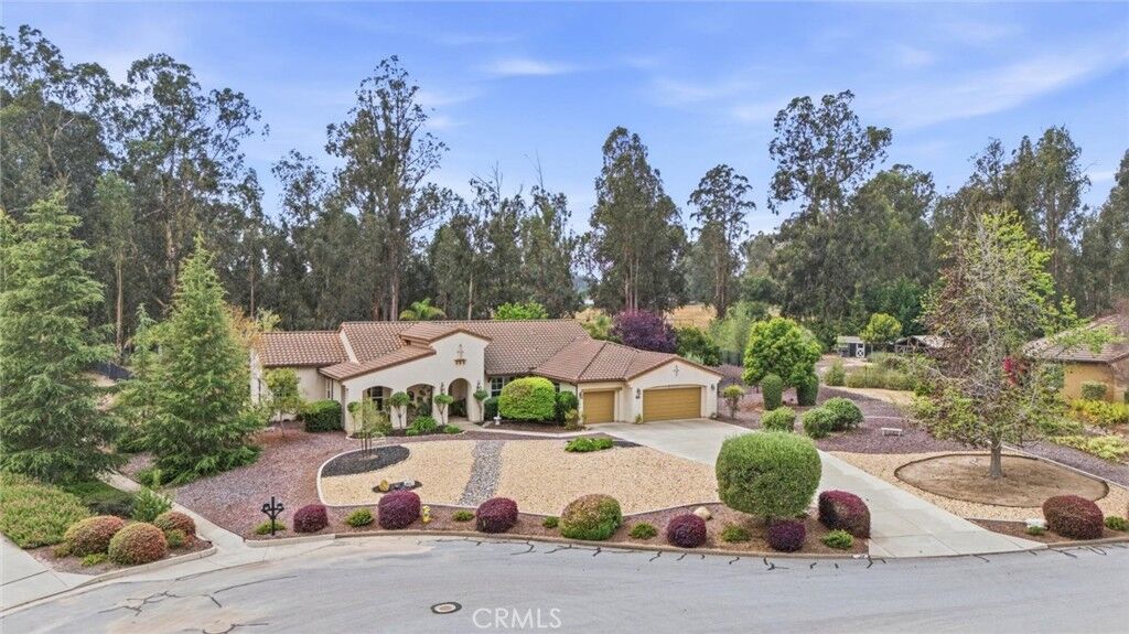 Property Photo:  780 Conestoga Lane  CA 93444 