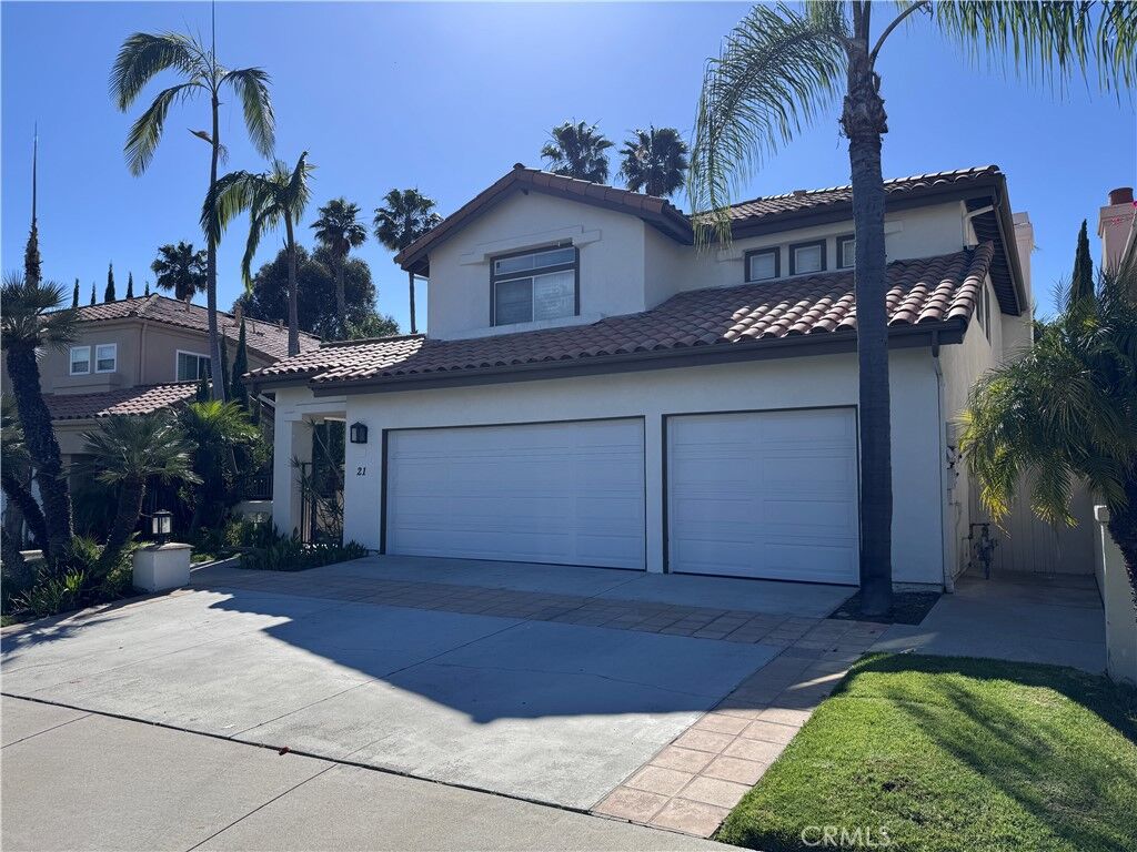 Property Photo:  21 Agia  CA 92677 