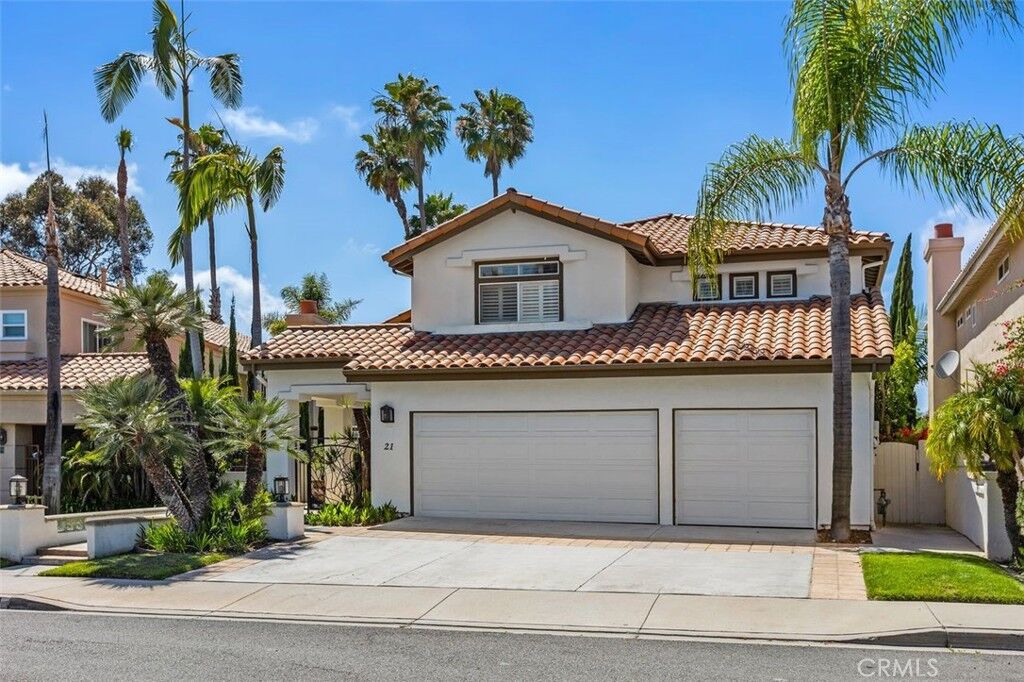 Property Photo: 21 Agia CA 92677