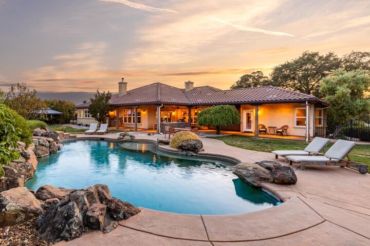 Property Photo:  20945 Bear Hollow Road  CA 95949 