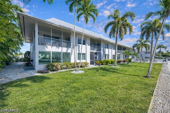 Property Photo:  1686 Blue Point Avenue B5  FL 34102 
