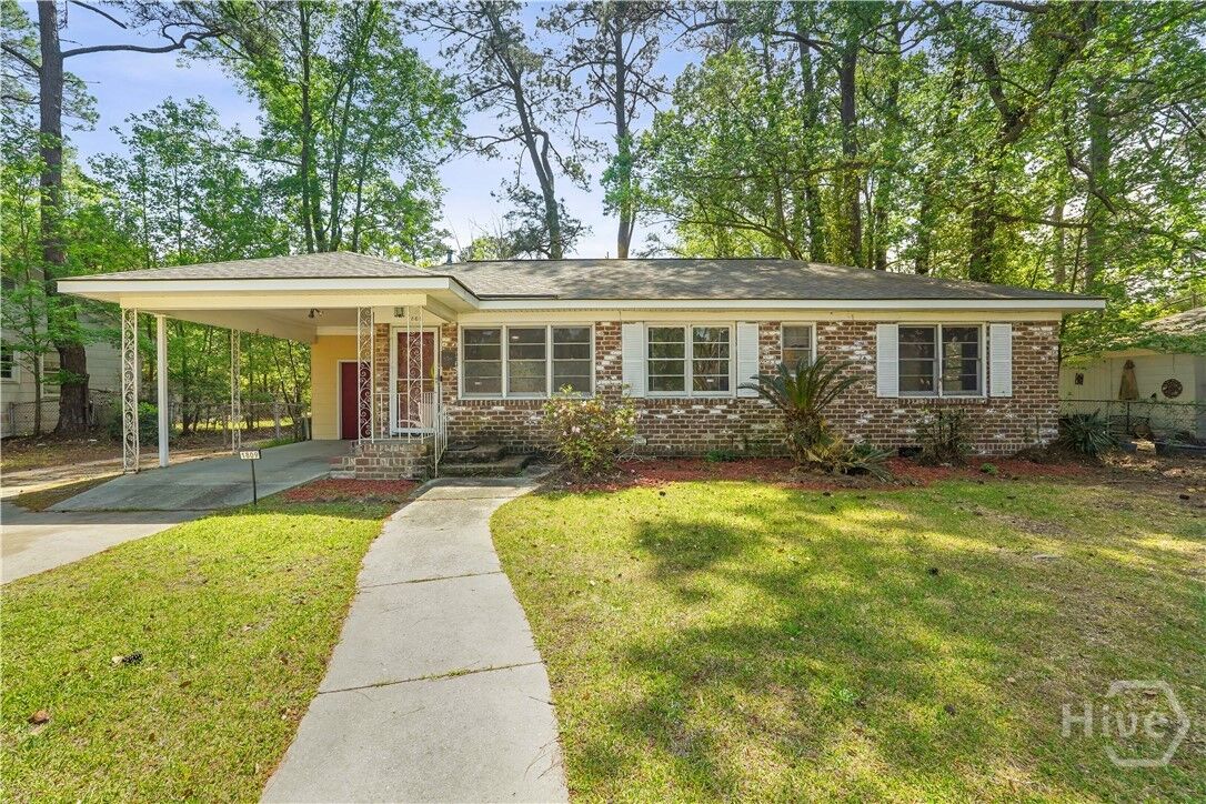 Property Photo:  1809 Delesseps Avenue  GA 31404 