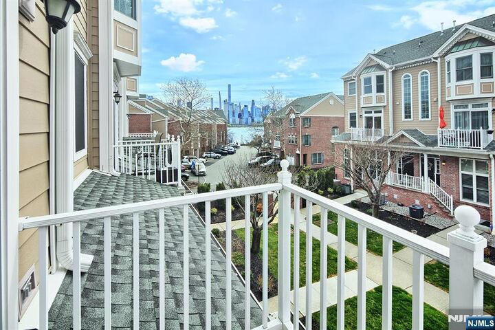 Property Photo:  326 Midland Court  NJ 07093 