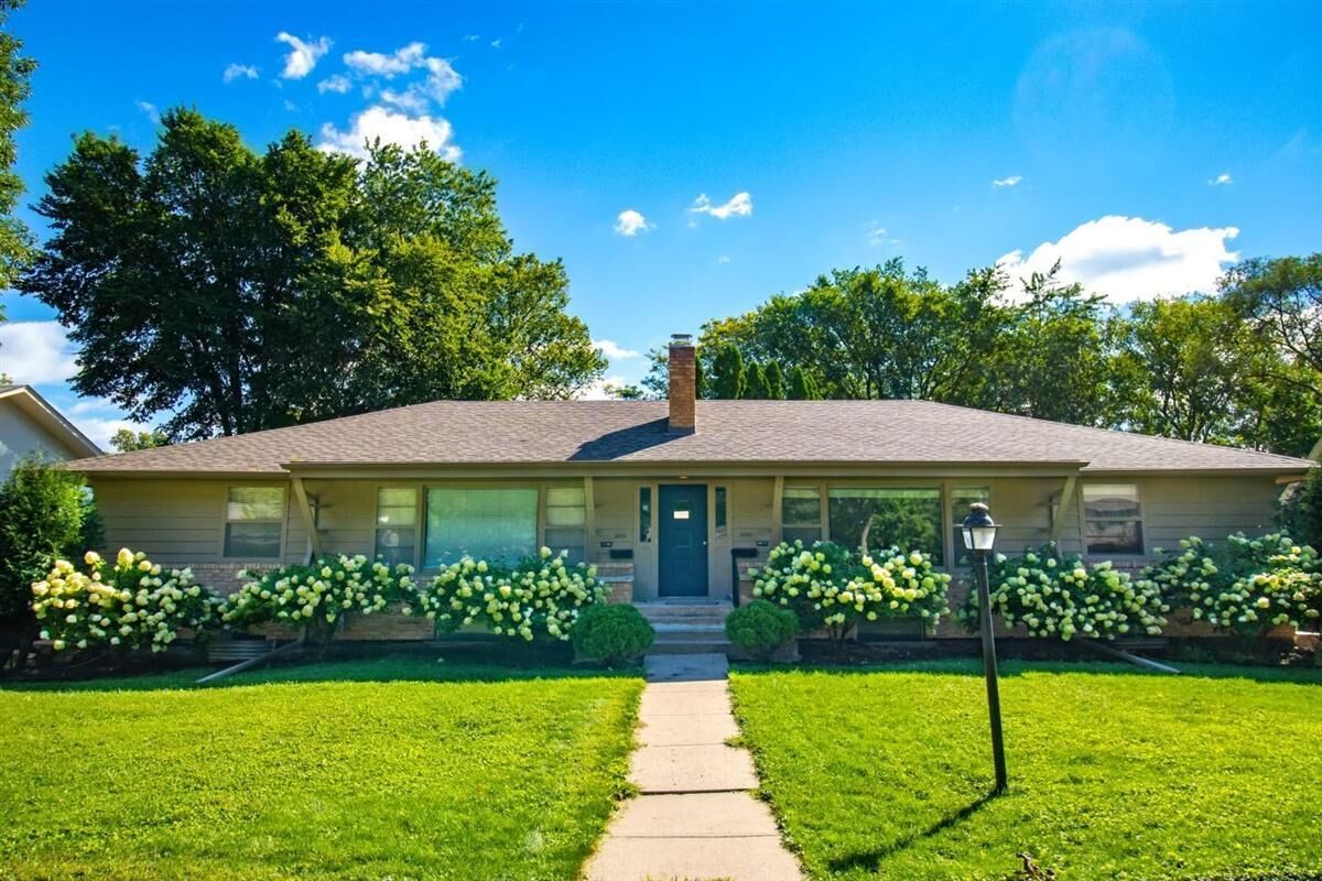 Property Photo:  3829 Ewing Avenue S  MN 55410 