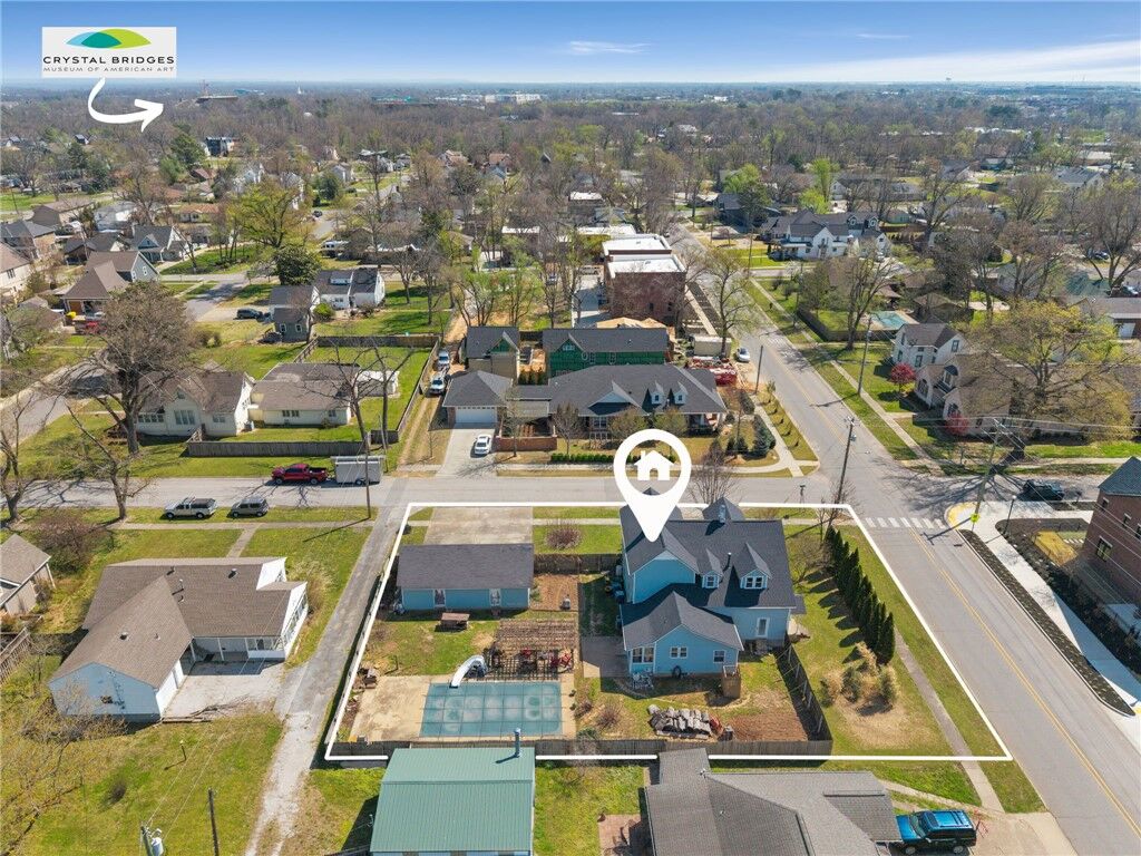 Property Photo:  501 NW C Street  AR 72712 